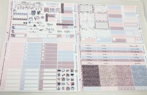 Duchess - Vertical Weekly - oodlemadoodles